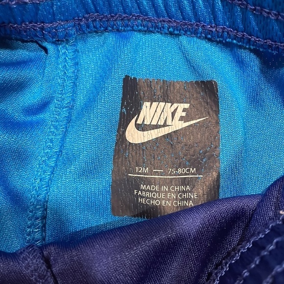 NIKE 12 M Boy Shorts Good Condition - Picture 2 of 3
